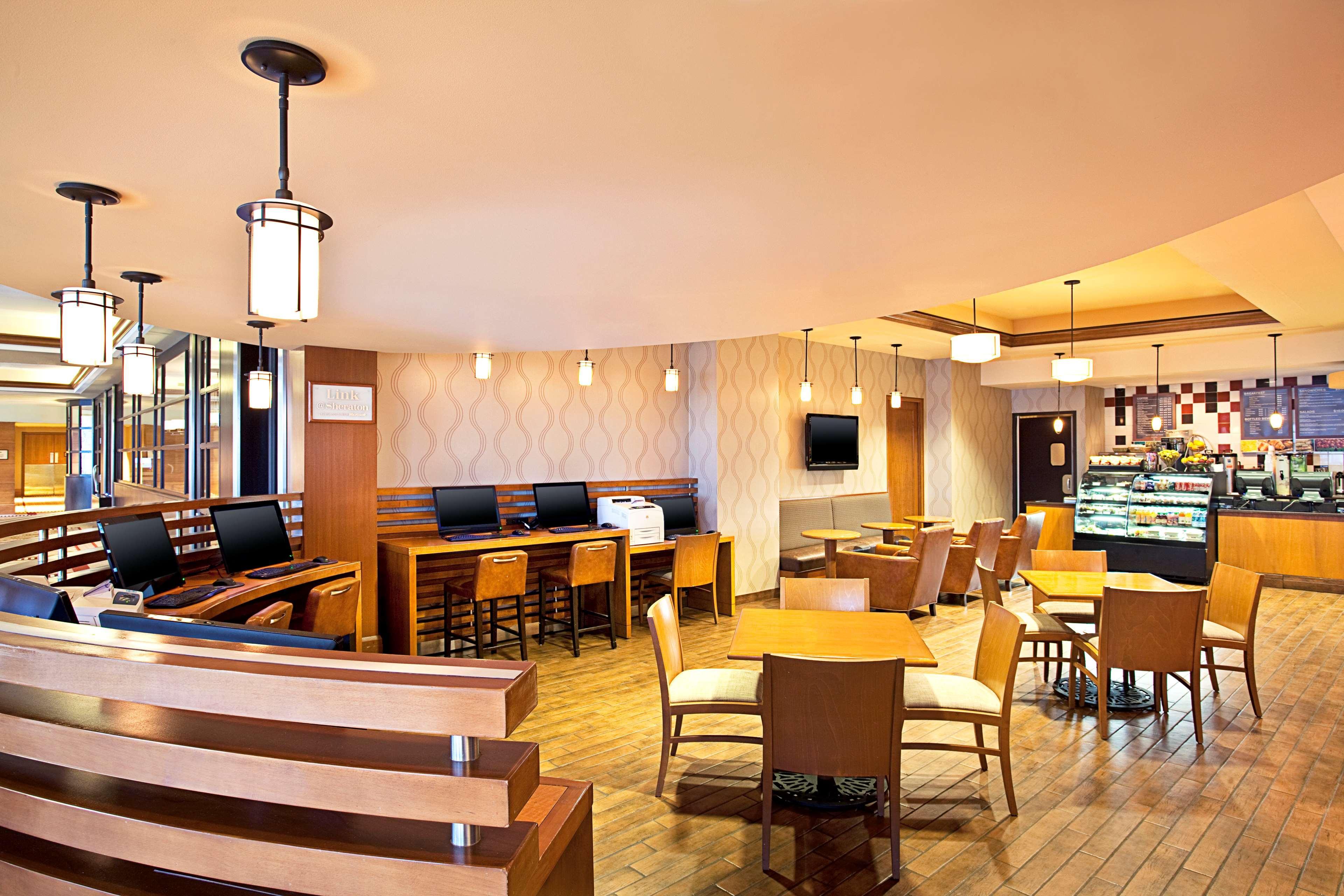 Sheraton Grand Chicago Riverwalk Buitenkant foto