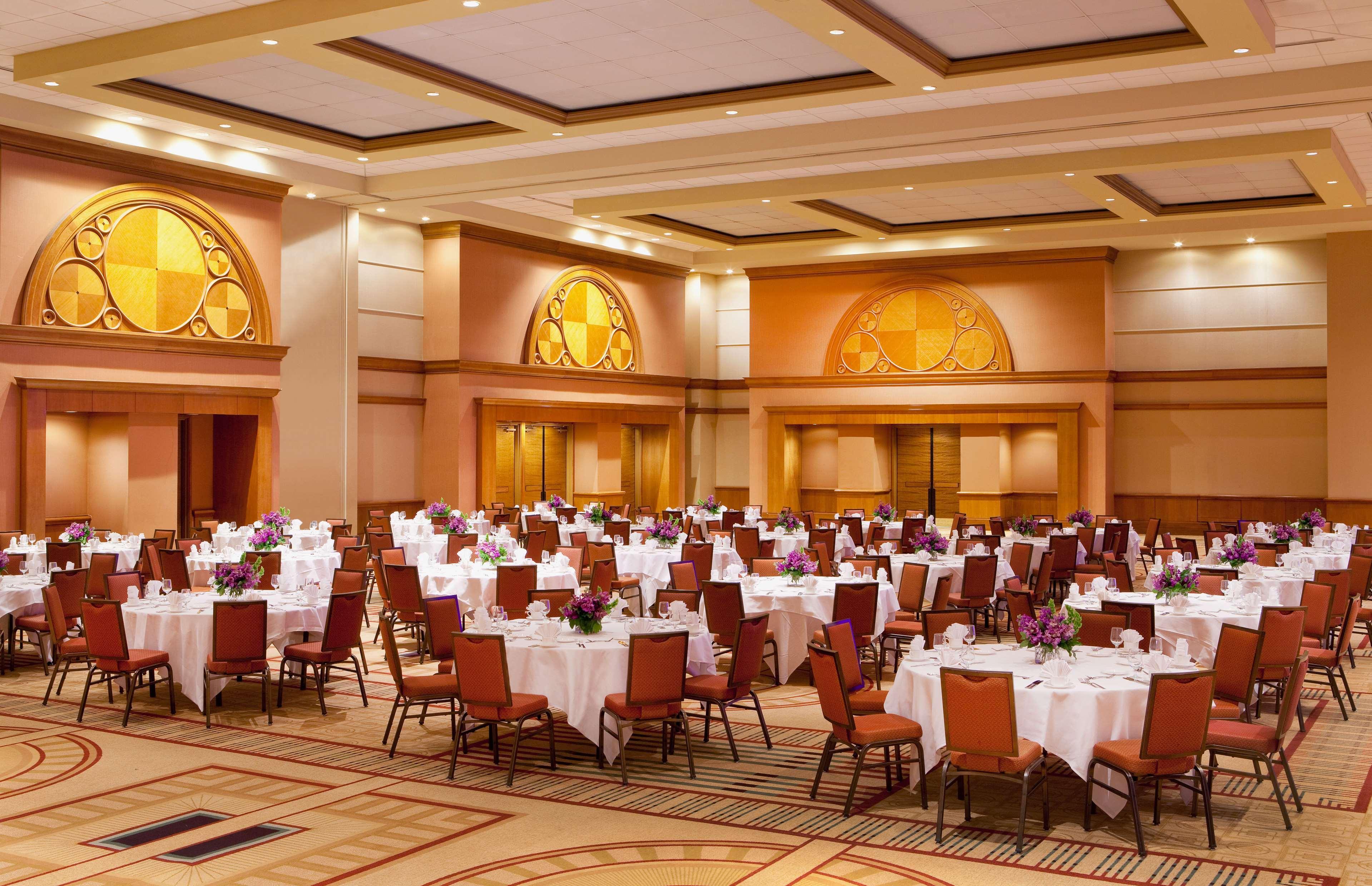 Sheraton Grand Chicago Riverwalk Buitenkant foto