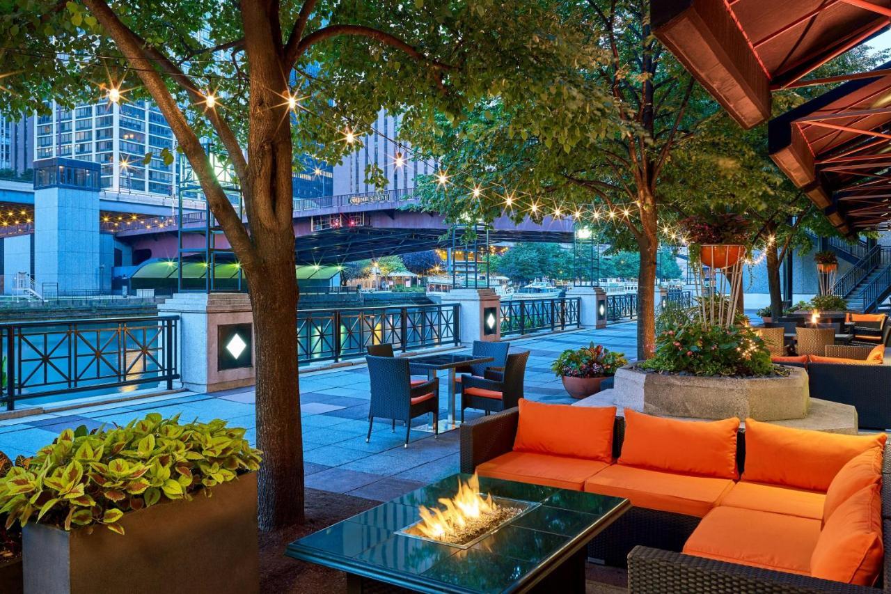 Sheraton Grand Chicago Riverwalk Buitenkant foto