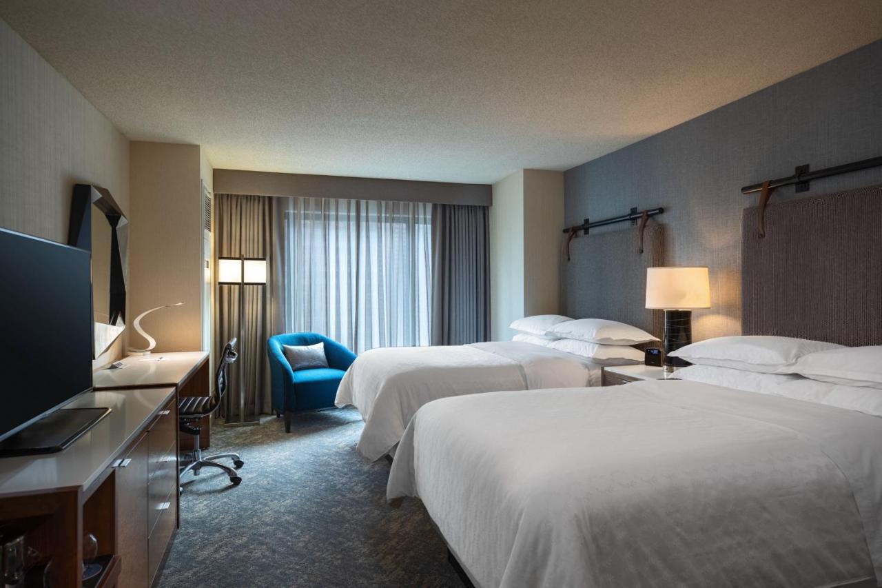 Sheraton Grand Chicago Riverwalk Buitenkant foto